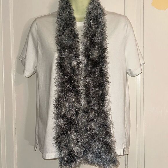 Silvery gray winter magic scarf - Picture 1 of 4